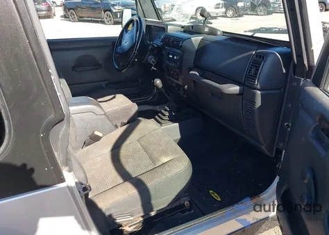 2004 Jeep Wrangler Rubicon z USA, uszkodzony, nr VIN 1J4FA69S34P778038